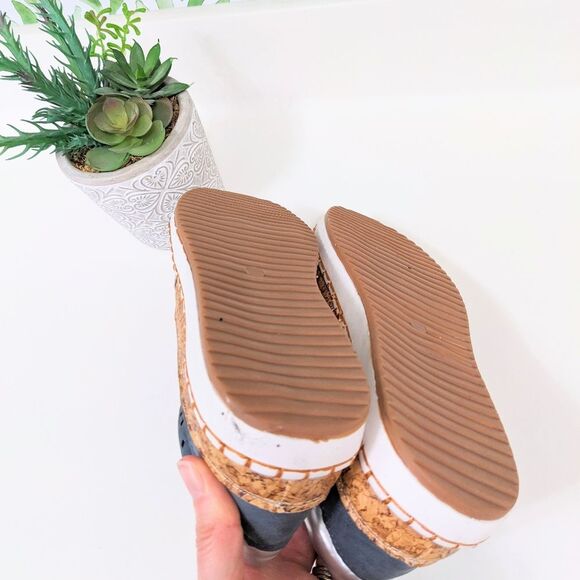 ⭐Blue Lightweight Faux Suede Tasseled Slip On Loafer Sneakers New!⭐ - Picture 7 of 12